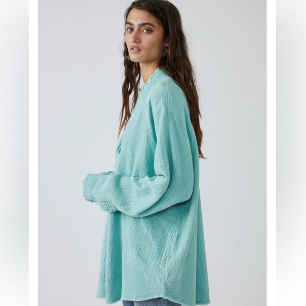 Free People! Summer Daydream Buttondown Top In Clear Skies NWT! - Picture 2 of 14